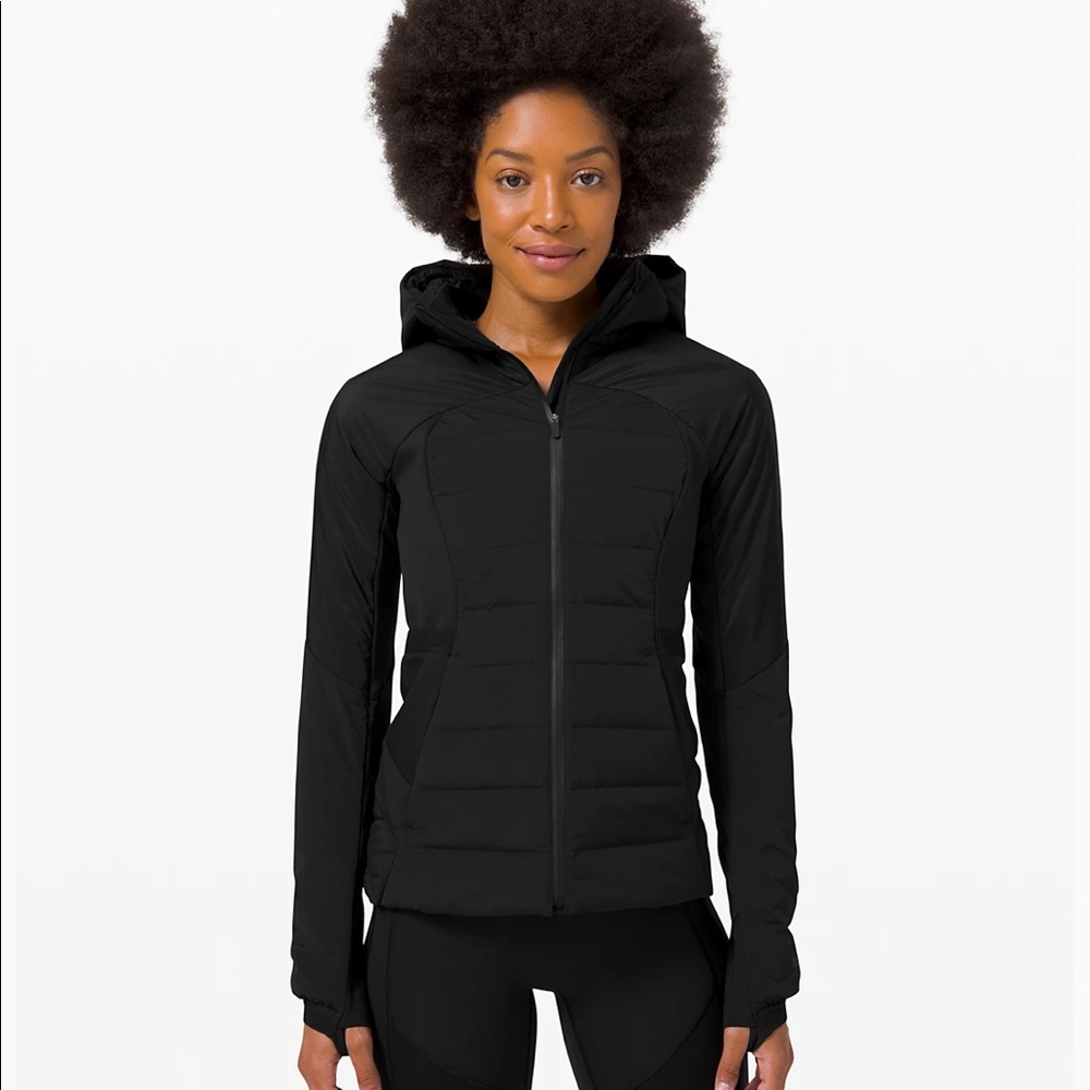 LIKE NEW LULULEMON JACKET LIGHTWEIGHT